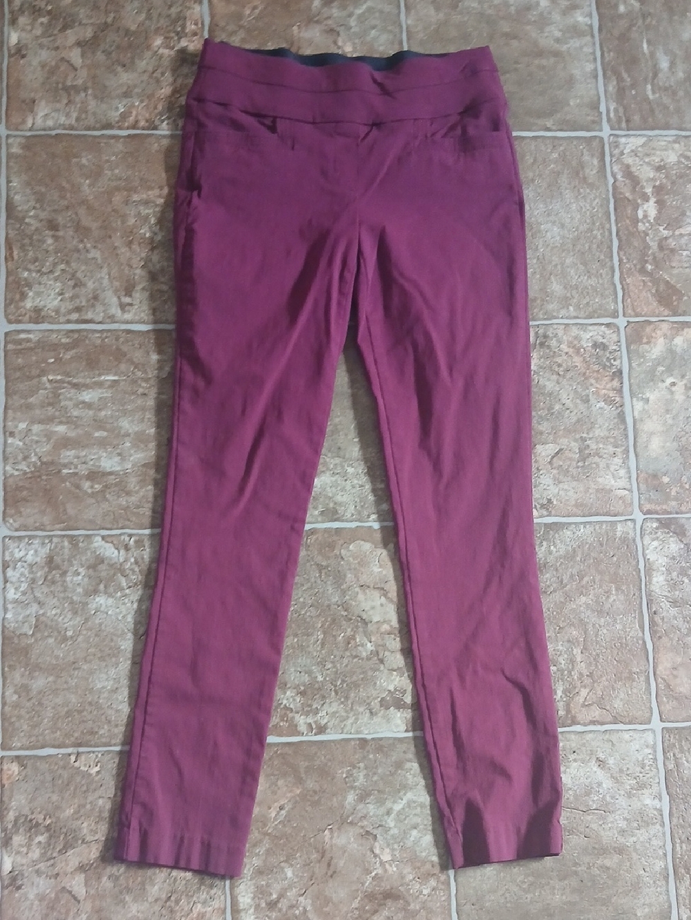 Maurices I Am Smart Skinny Pull-On Jeggings in Deep Wine XS